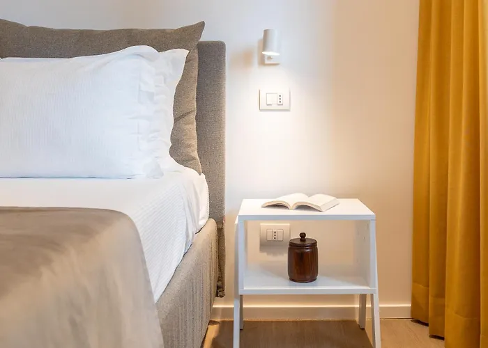 Amazing Tacito Daire Roma